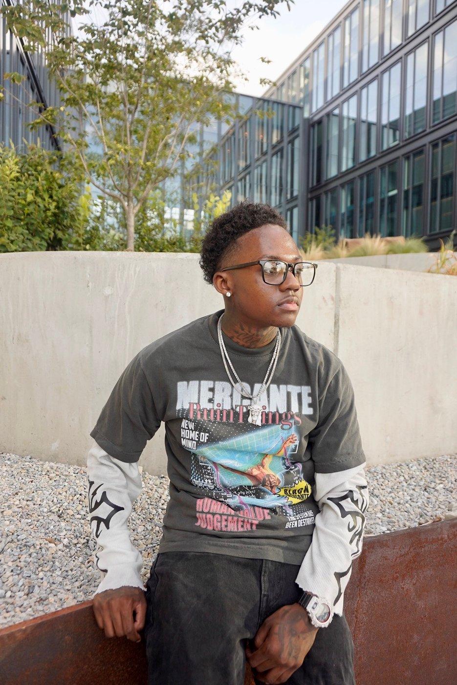 Black Mercante lookbook — Mercante Ruin Things Tee seated